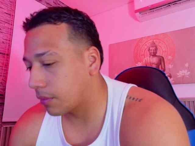 Tom-Muscle Tom-Muscle