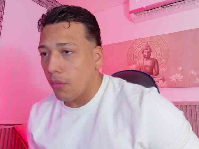 Tom-Muscle Tom-Muscle