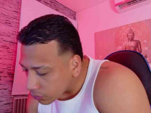 Tom-Muscle Tom-Muscle