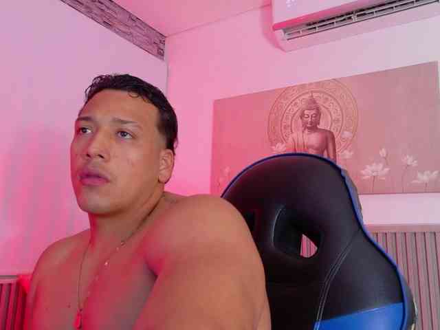 Tom-Muscle Tom-Muscle