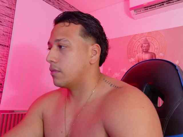 Tom-Muscle Tom-Muscle