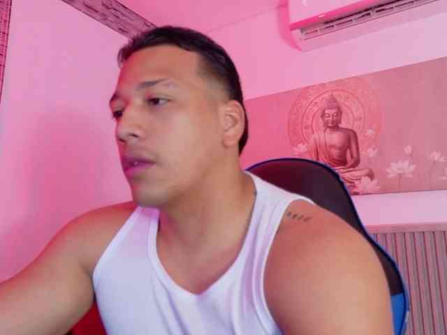 Tom-Muscle Tom-Muscle