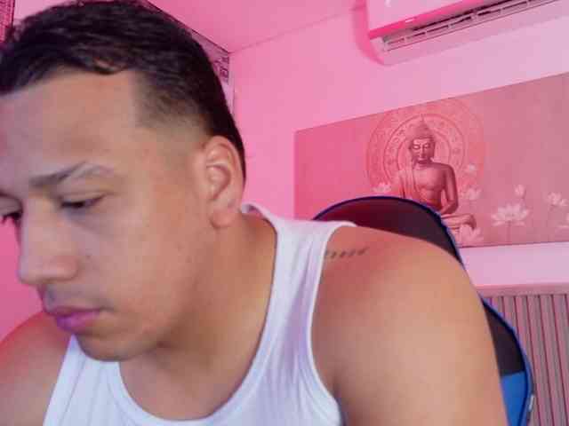 Tom-Muscle Tom-Muscle