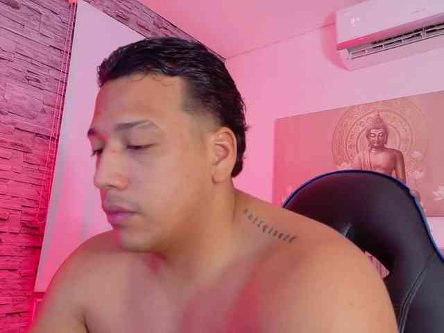 Tom-Muscle Tom-Muscle