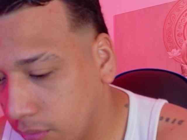 Tom-Muscle Tom-Muscle