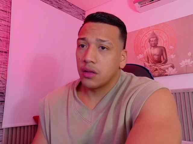 Tom-Muscle Tom-Muscle