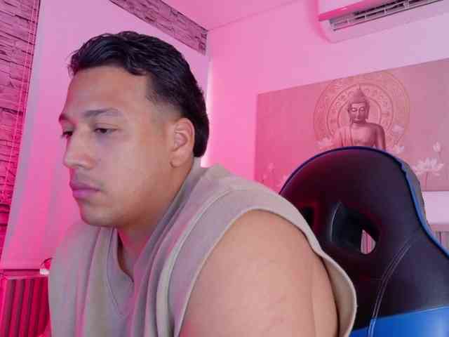 Tom-Muscle Tom-Muscle