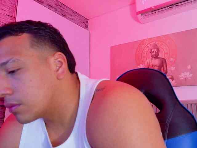 Tom-Muscle Tom-Muscle