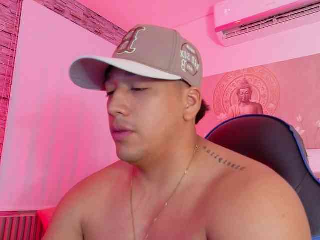 Tom-Muscle Tom-Muscle