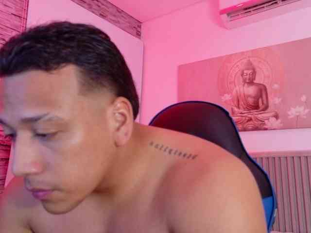 Tom-Muscle Tom-Muscle