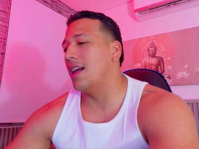 Tom-Muscle Tom-Muscle