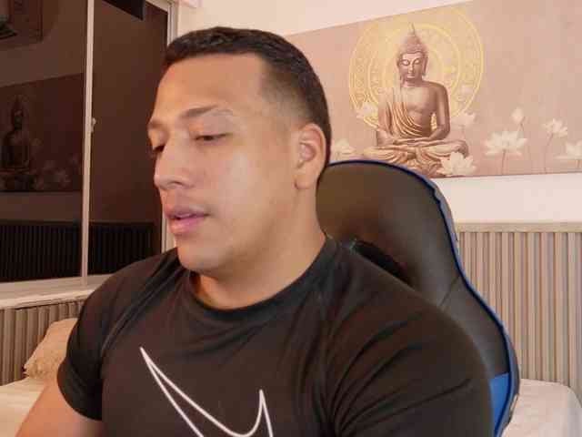 Tom-Muscle Tom-Muscle