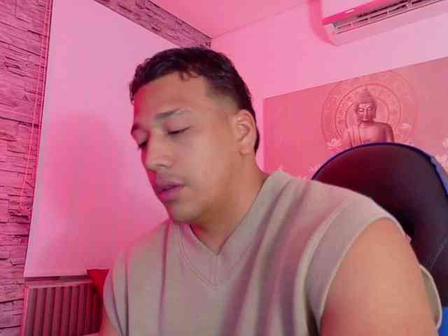 Tom-Muscle Tom-Muscle