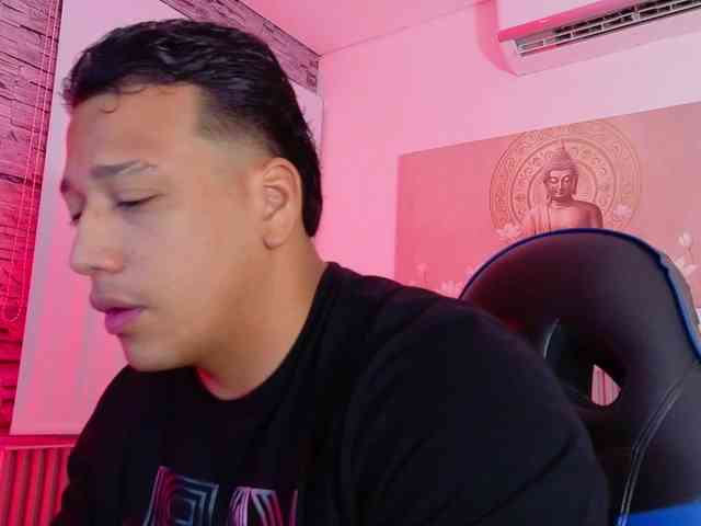 Tom-Muscle Tom-Muscle