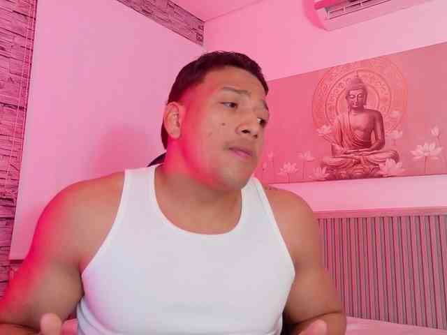 Tom-Muscle Tom-Muscle