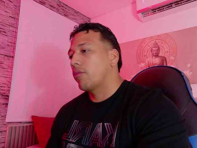 Tom-Muscle Tom-Muscle