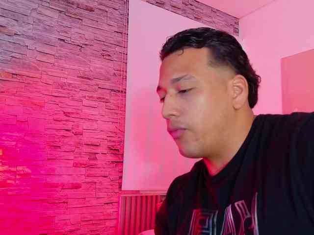 Tom-Muscle Tom-Muscle