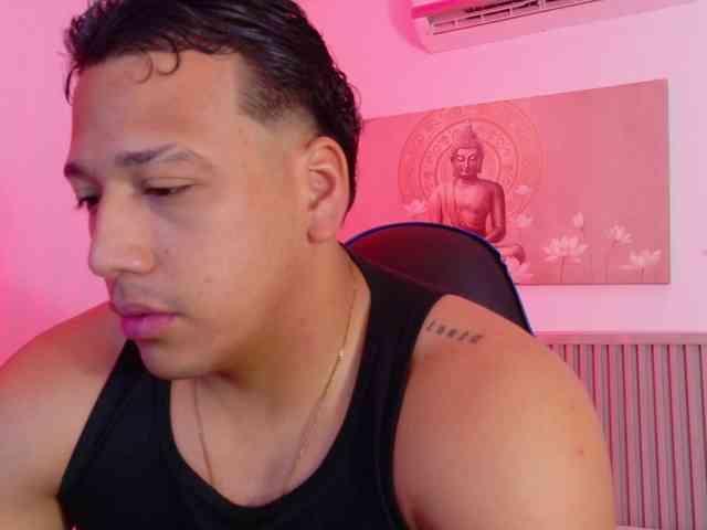 Tom-Muscle Tom-Muscle