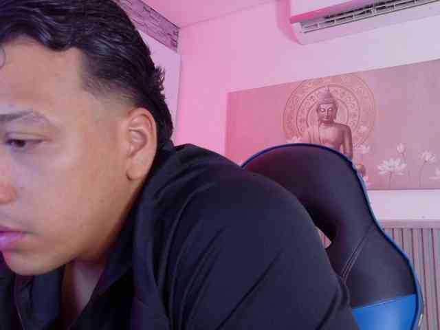 Tom-Muscle Tom-Muscle