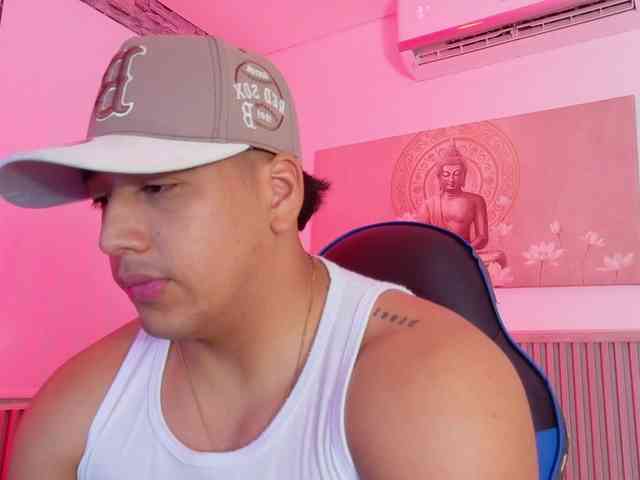 Tom-Muscle Tom-Muscle