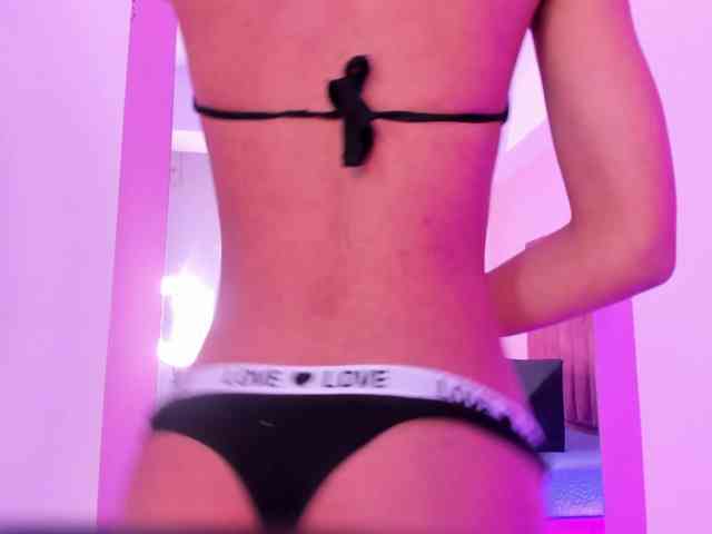 MartinaAldana webcam