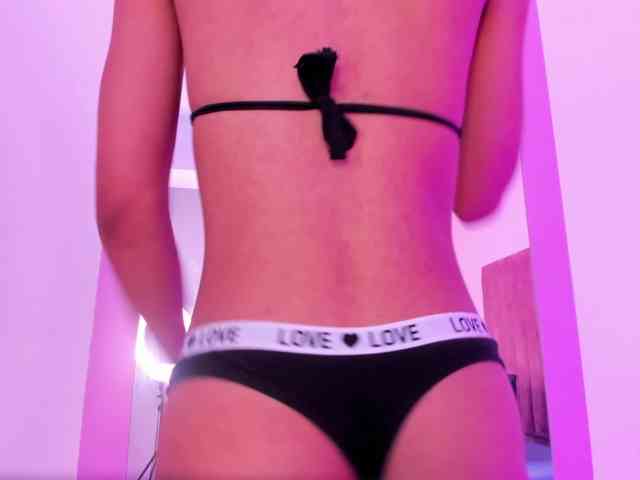 MartinaAldana webcam