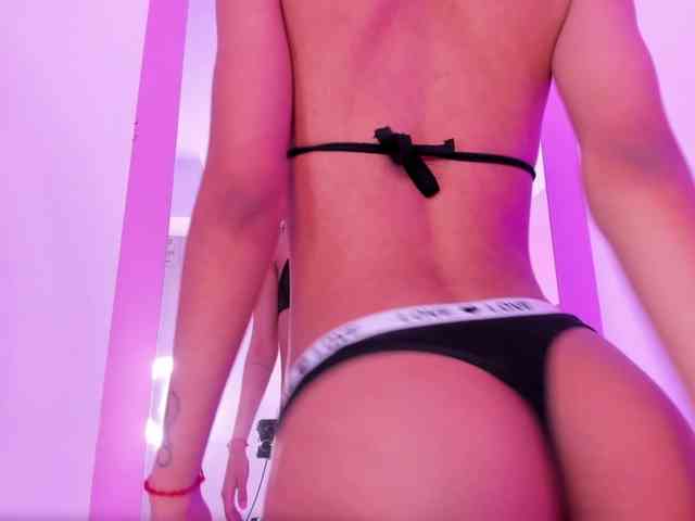 MartinaAldana webcam