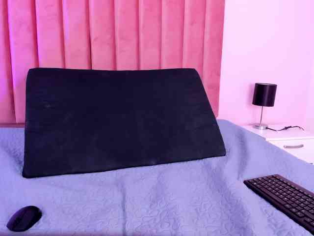 MartinaAldana webcam