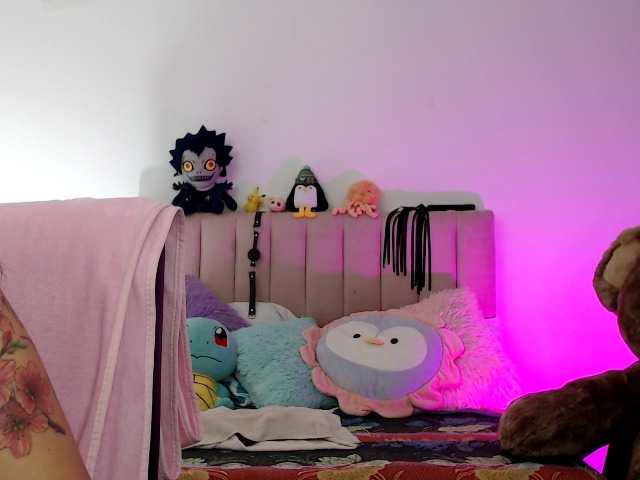 itsvalentine on BongaCams and RICams