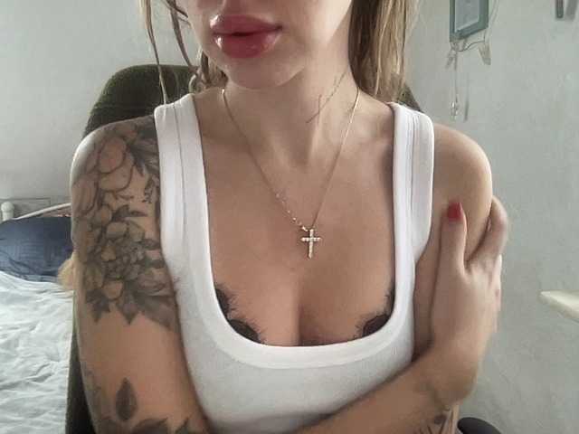 Sweet-Melodie – webcam model profile photo