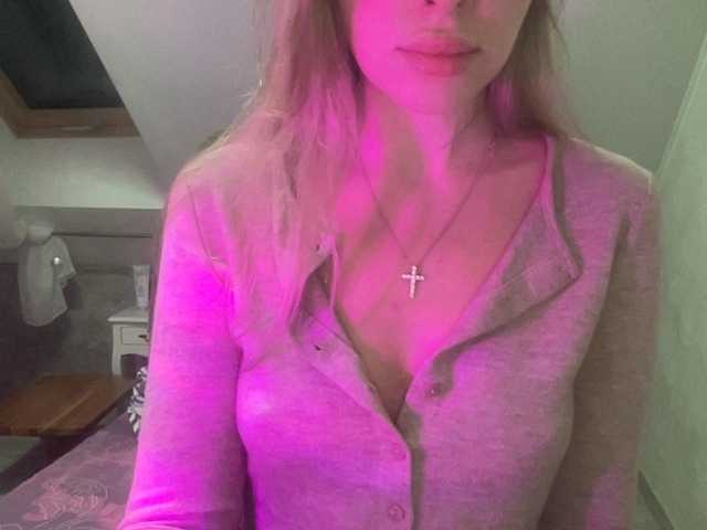 Sweet-Melodie – webcam model profile photo