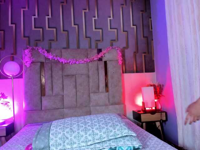 talia-gonzales's BongaCams show and profile