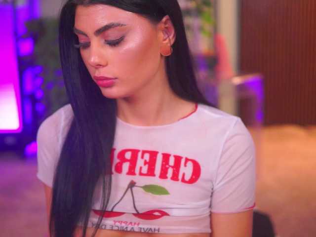 RavennaDArcy's BongaCams show and profile