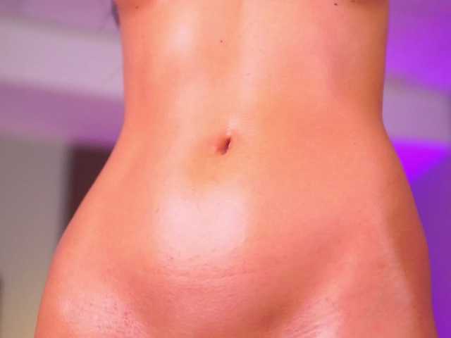 RavennaDArcy's BongaCams show and profile