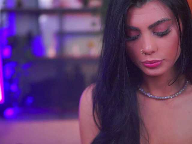 RavennaDArcy from BongaCams is Freechat