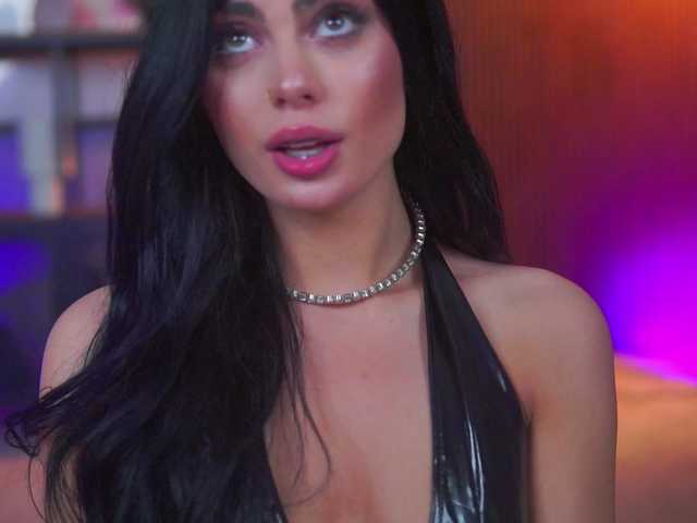 RavennaDArcy's BongaCams show and profile