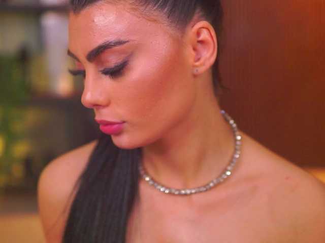 RavennaDArcy's BongaCams show and profile