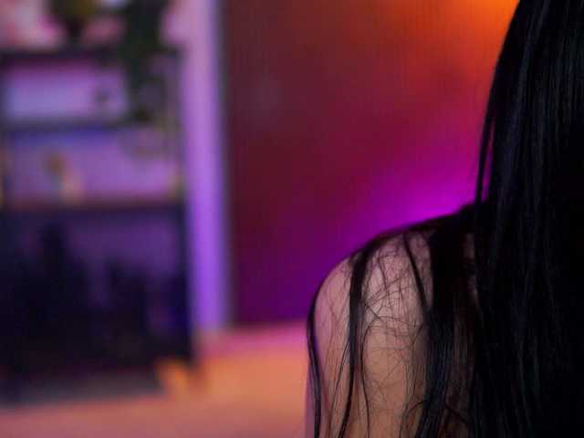 RavennaDArcy's BongaCams show and profile