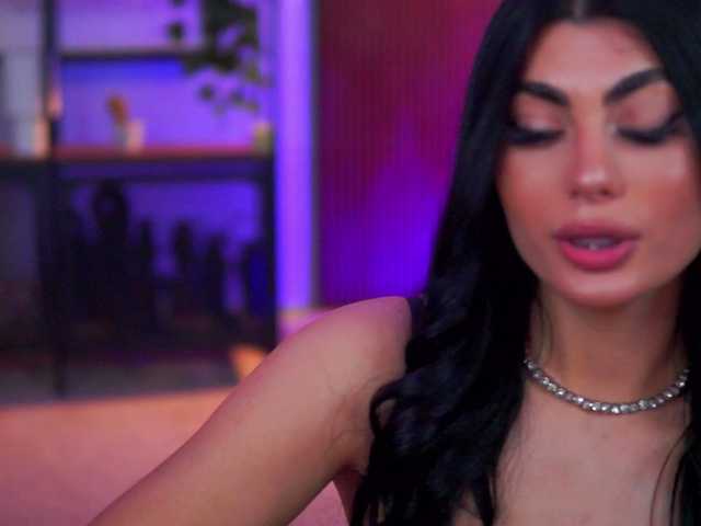 RavennaDArcy's BongaCams show and profile