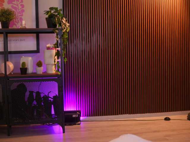 RavennaDArcy's BongaCams profile