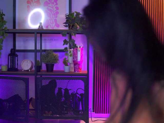 RavennaDArcy's BongaCams show and profile