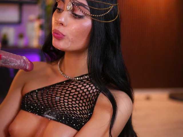 RavennaDArcy's BongaCams profile