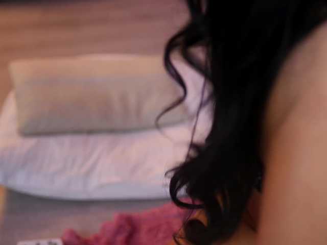 RavennaDArcy's BongaCams show and profile