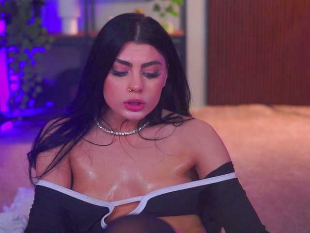 RavennaDArcy from BongaCams is Freechat