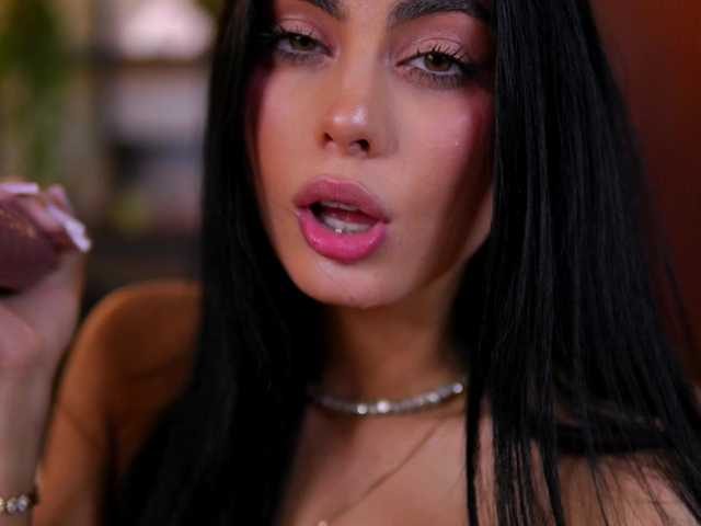 RavennaDArcy's BongaCams show and profile