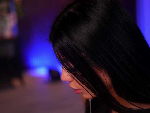 RavennaDArcy's BongaCams show and profile