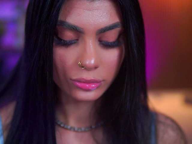 RavennaDArcy's BongaCams show and profile