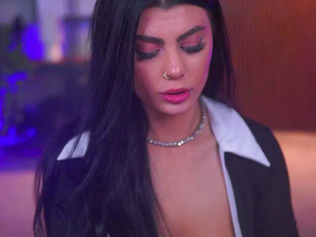 RavennaDArcy from BongaCams is Freechat