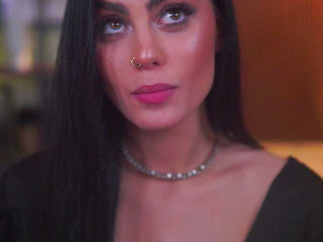 RavennaDArcy's BongaCams show and profile