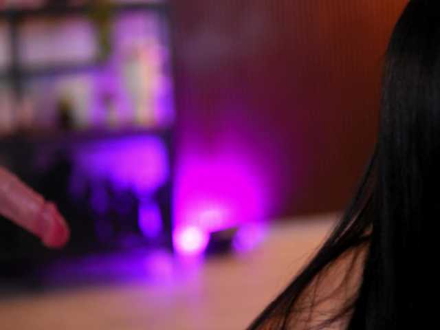 RavennaDArcy's BongaCams show and profile